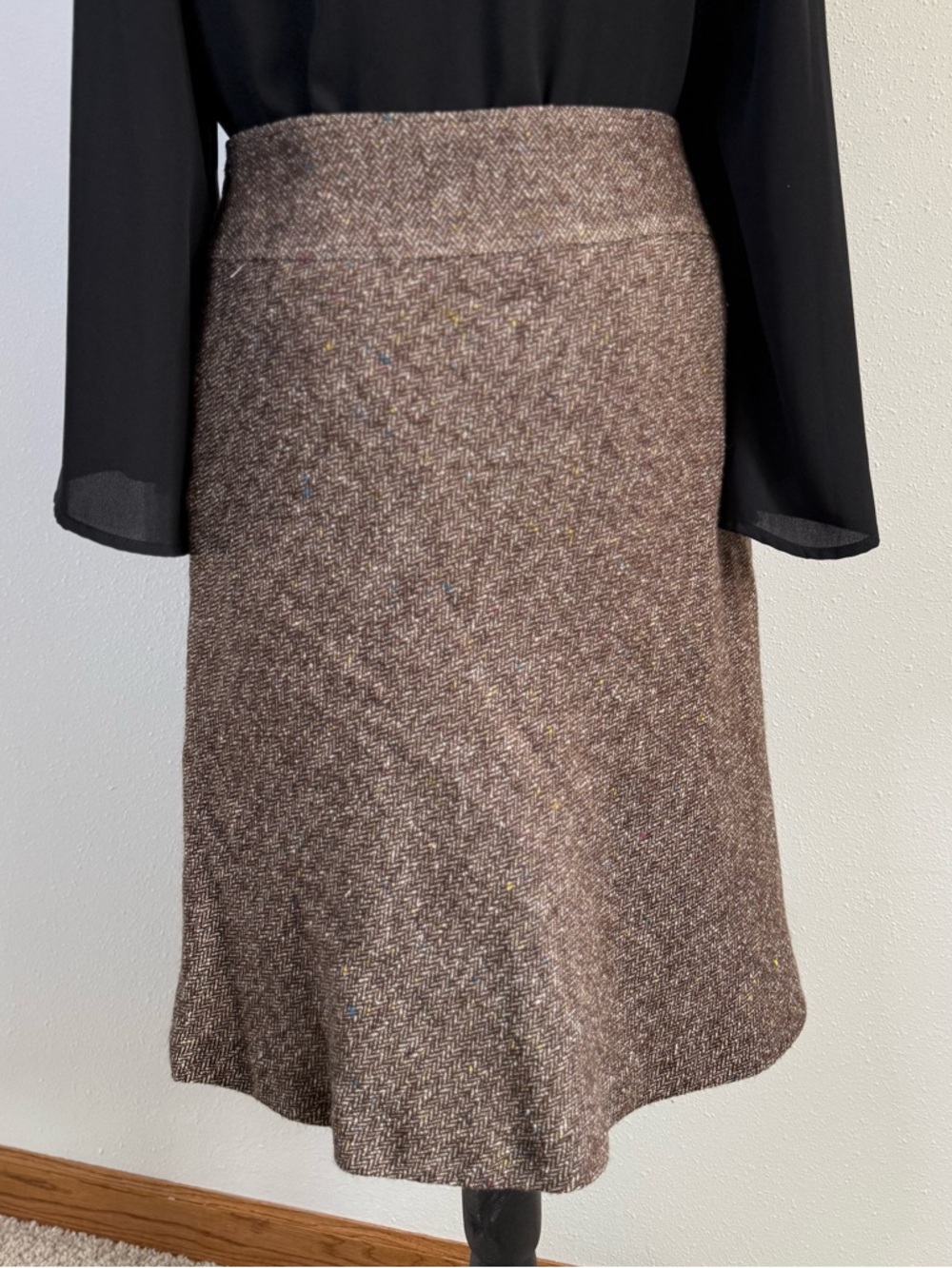 George Brown Herringbone Tweed Skirt Size 4 A-Line Floral Appliqué Lined - Picture 3 of 8